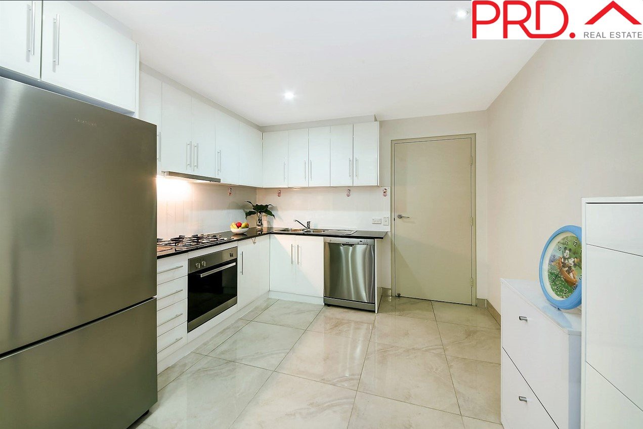 407/8-12 Kensington Street KOGARAH 3