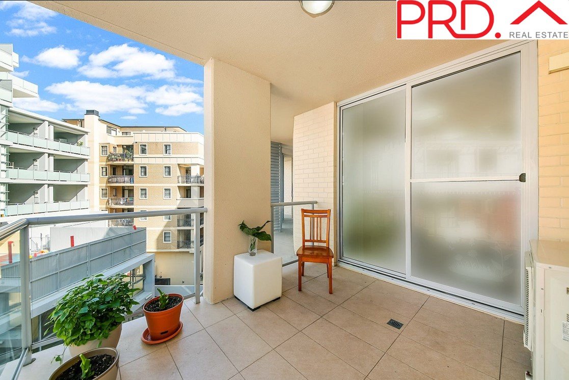 407/8-12 Kensington Street KOGARAH 7