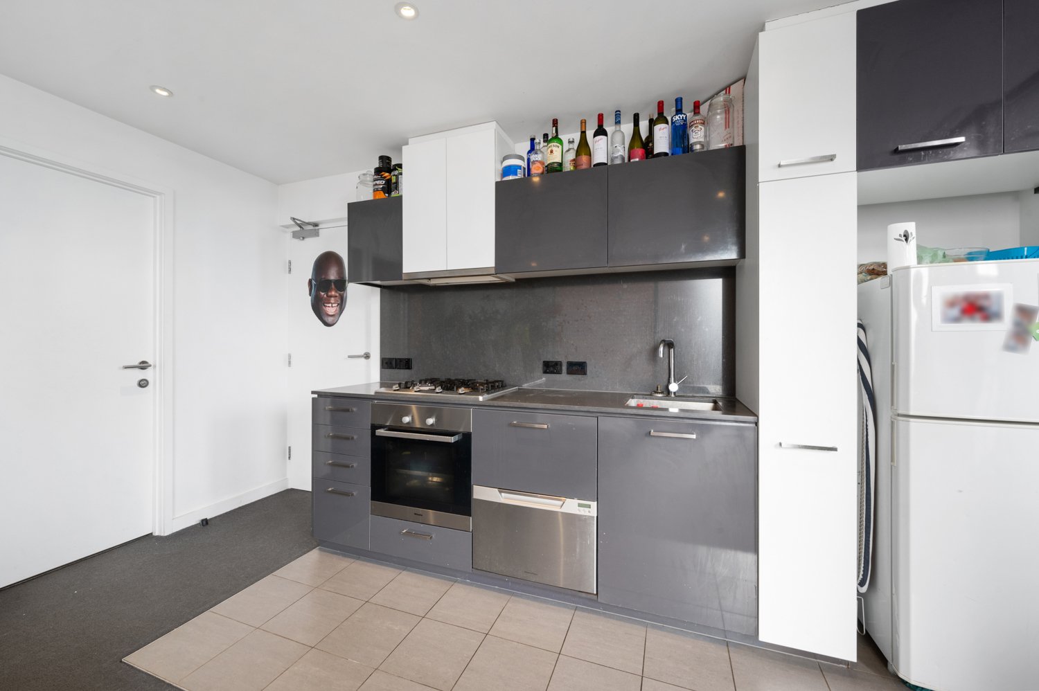 Gallery: 407b/21 Inkerman Street