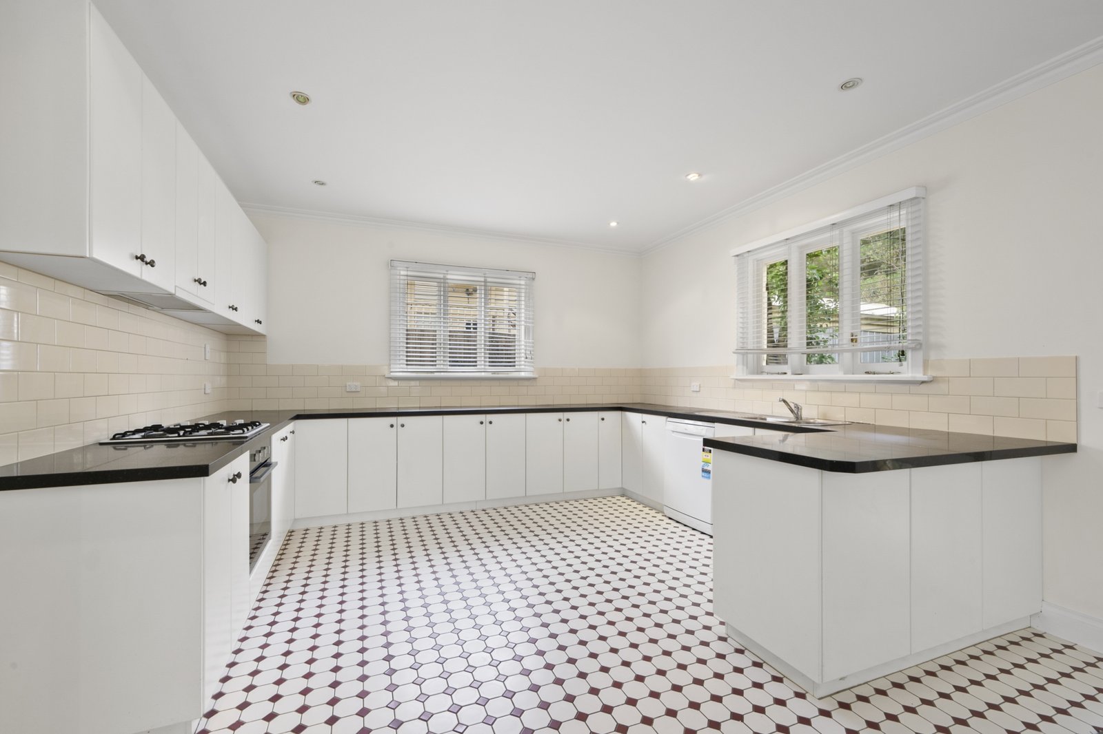 Gallery: 408 Gladstone Street