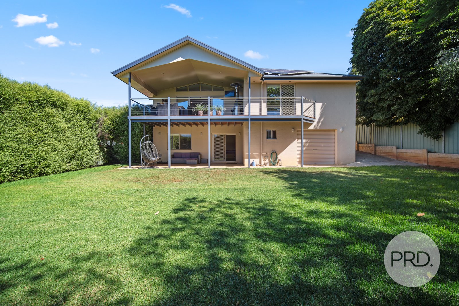 408 Halehaven Crescent LAVINGTON 3