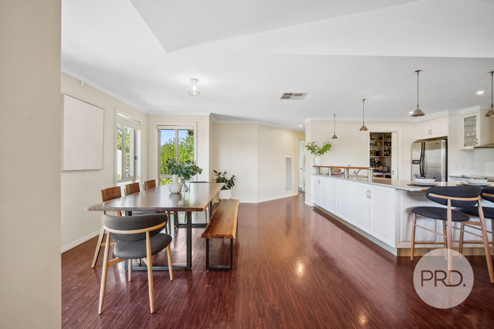 408 Halehaven Crescent LAVINGTON 9