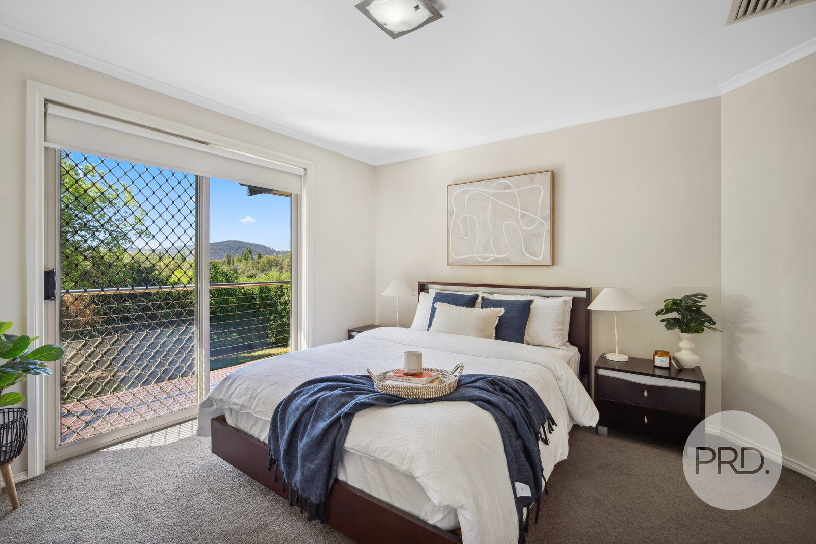 408 Halehaven Crescent LAVINGTON 18