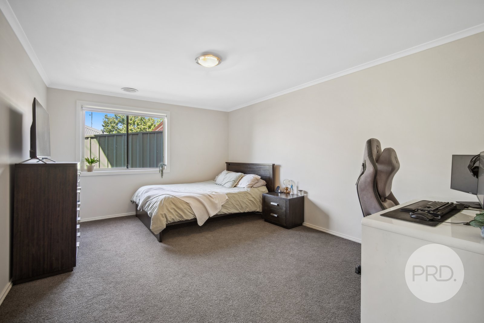 408 Halehaven Crescent LAVINGTON 23