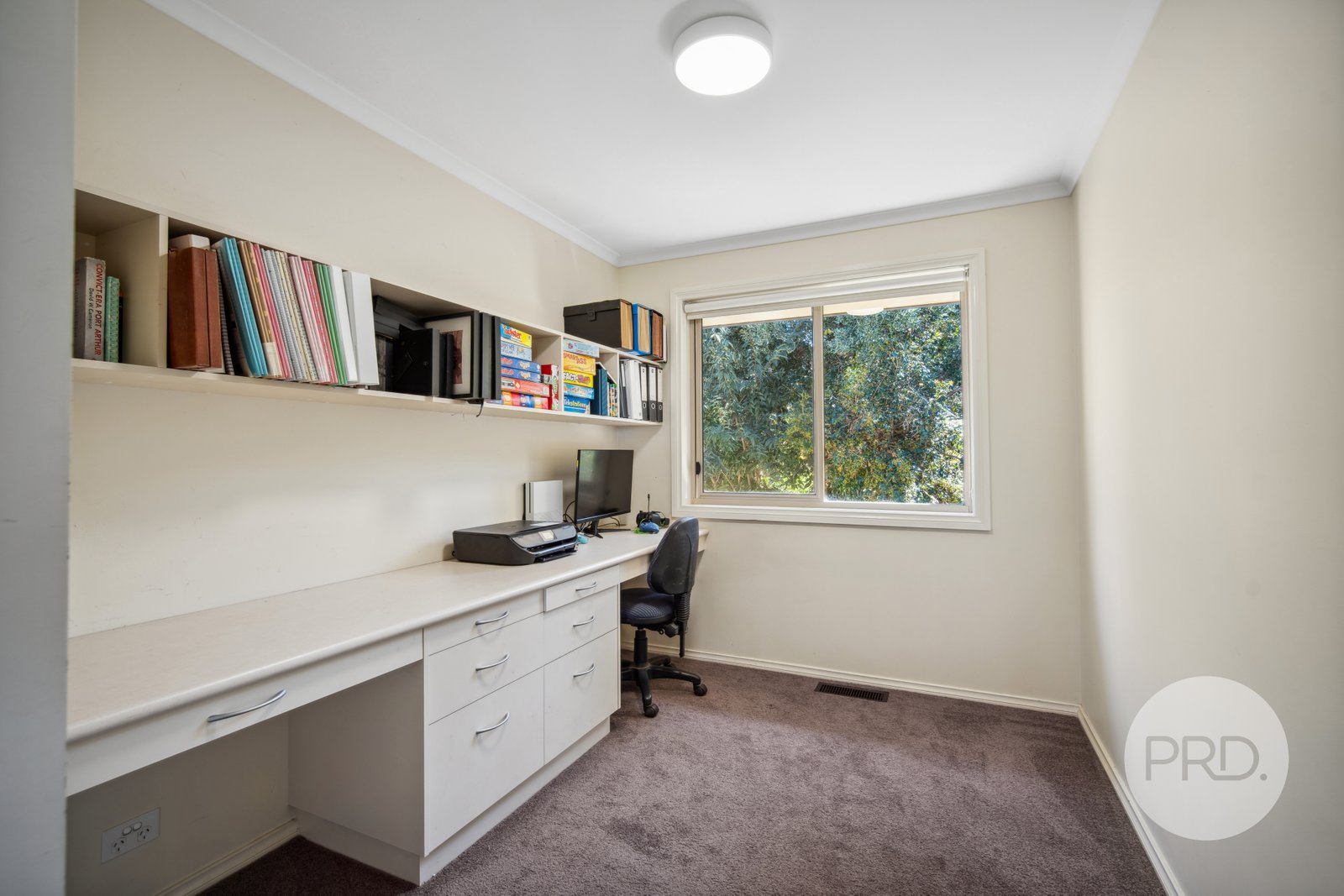 408 Halehaven Crescent LAVINGTON 24