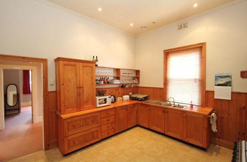 Gallery: 408 Howard Street