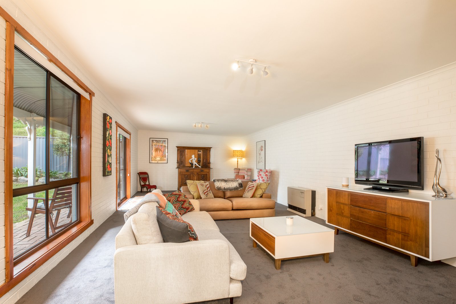 Gallery: 408 Sherrard Street