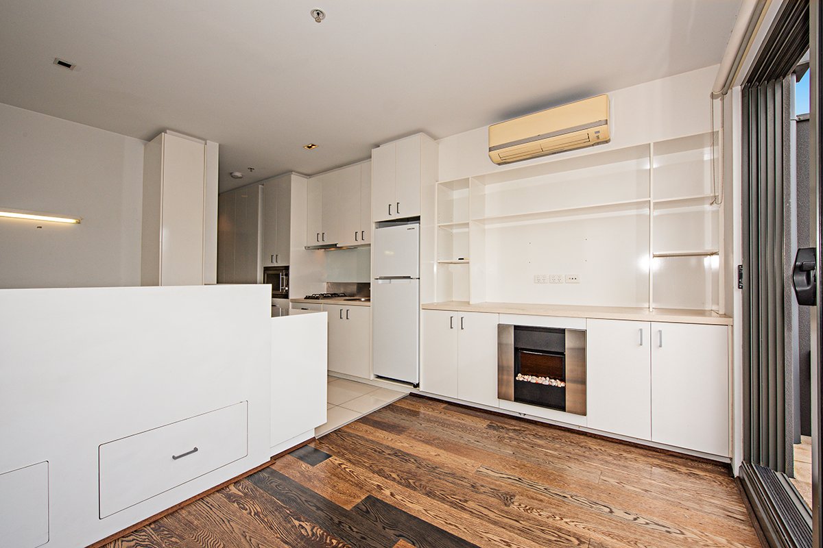 Gallery: 408/153B High Street