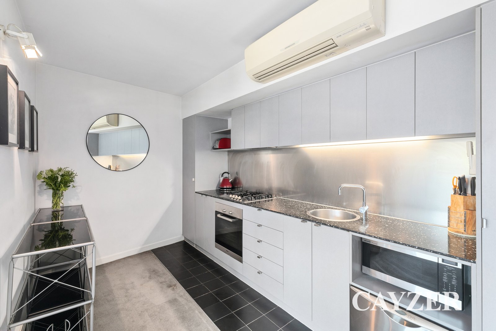 Gallery: 408/2-14 Albert Road
