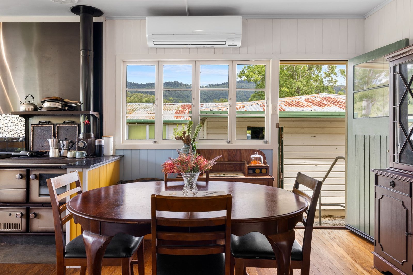 4083 Summerland Way UNUMGAR 8