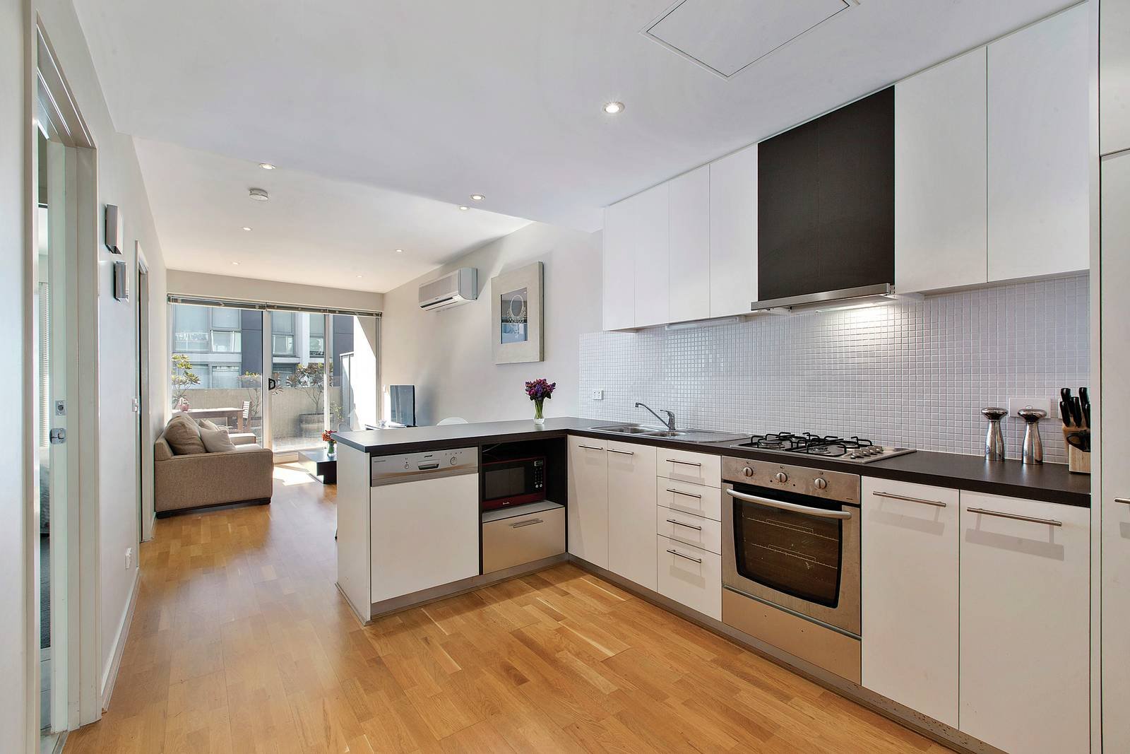 408/54 Nott Street, Port Melbourne, VIC