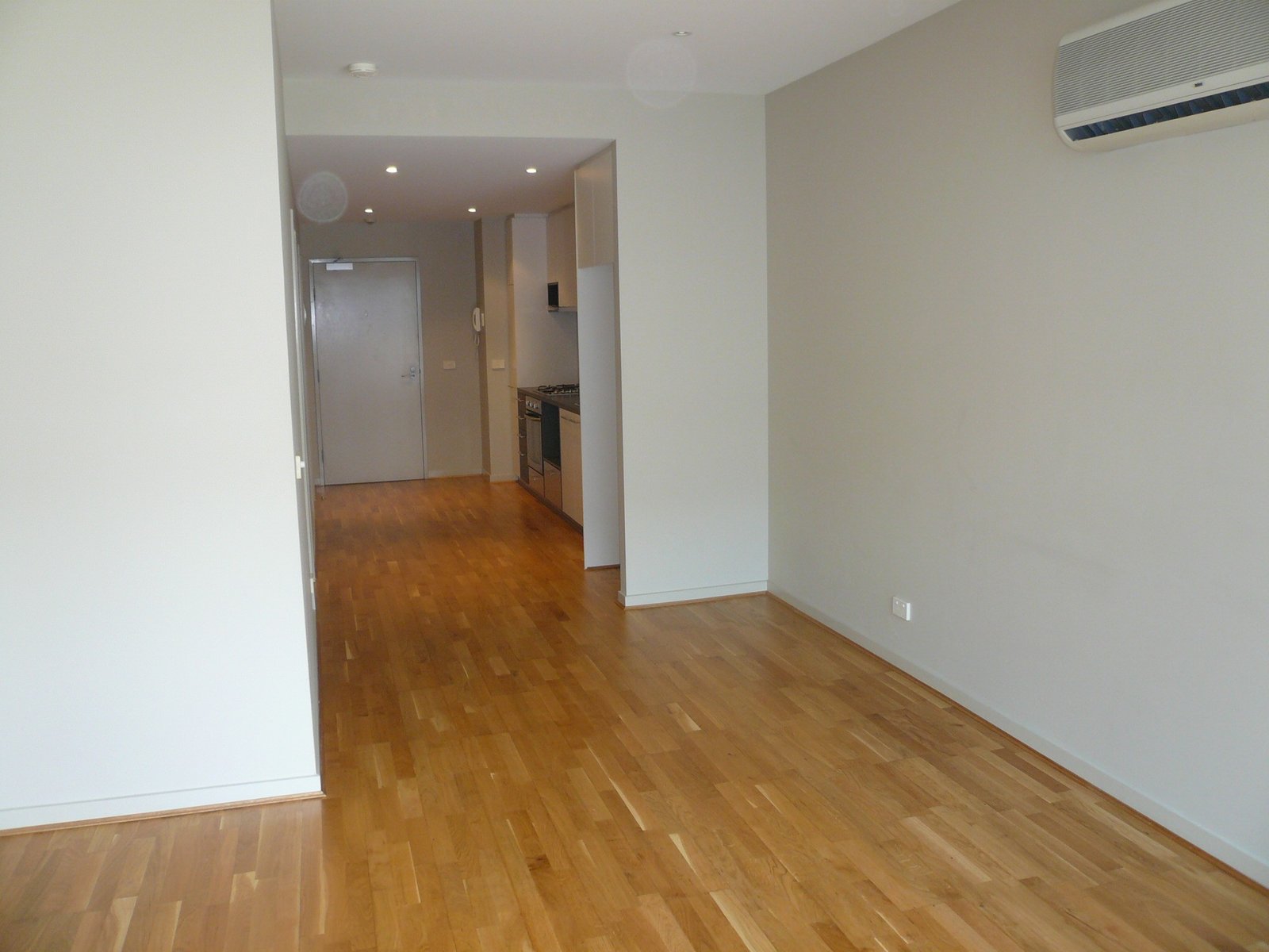 Gallery: 408/99 Nott Street