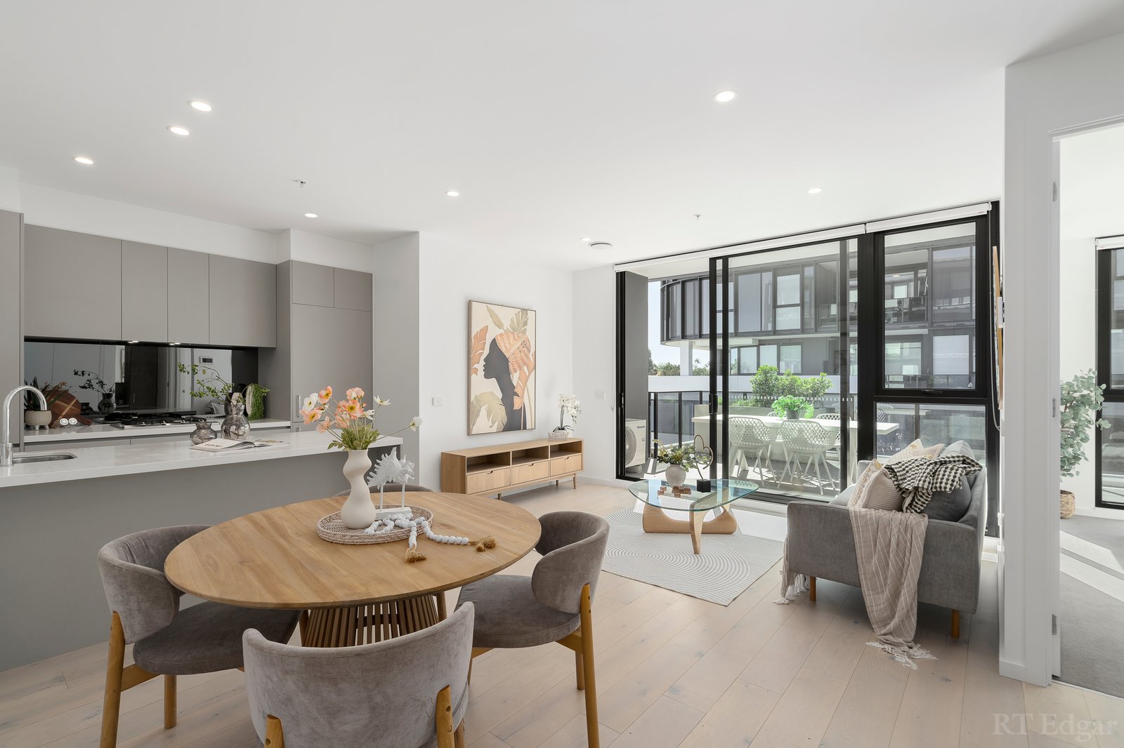 Real Estate and Property in 409/166 Whitehorse Road, Blackburn, VIC