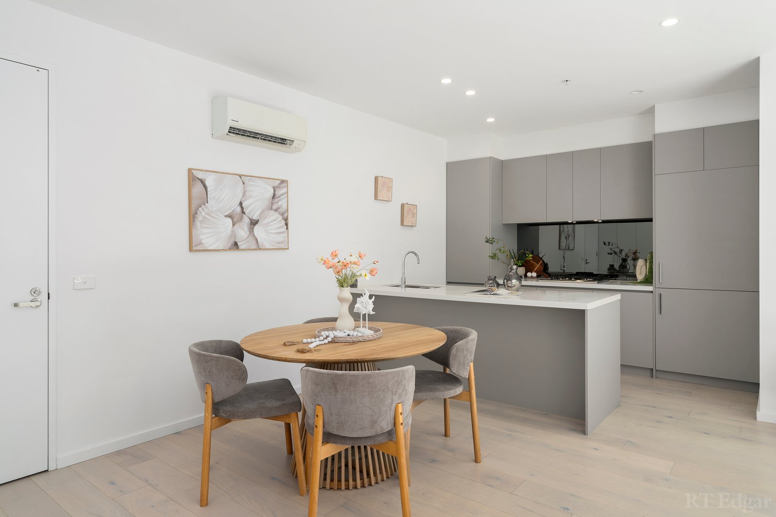 Real Estate and Property in 409/166 Whitehorse Road, Blackburn, VIC