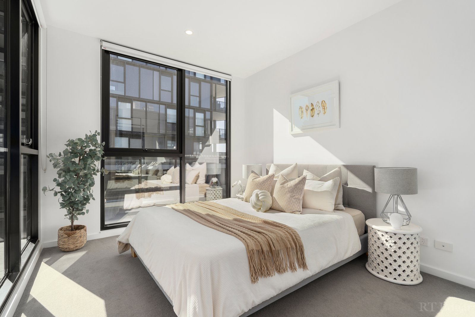 Real Estate and Property in 409/166 Whitehorse Road, Blackburn, VIC