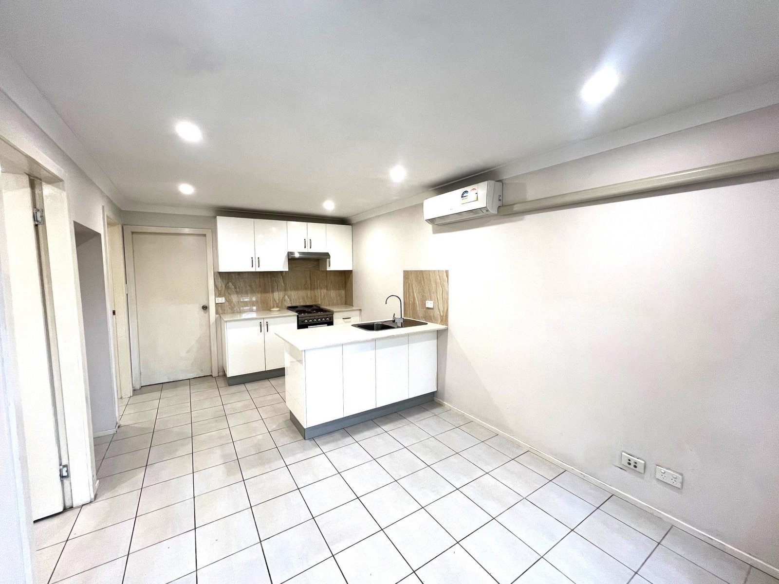 40A Bowns Road KOGARAH 3