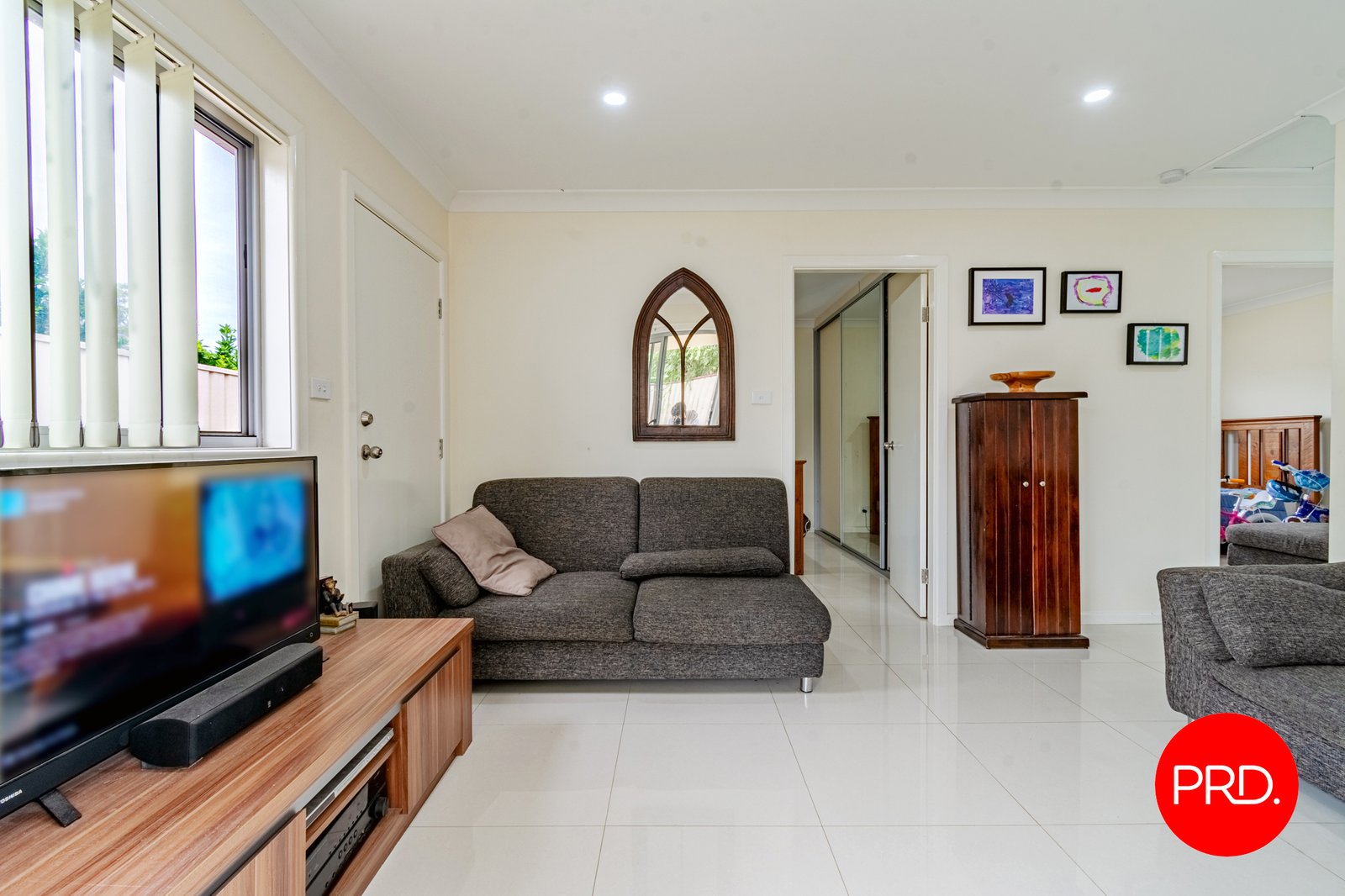 40A Currawong Street INGLEBURN 2