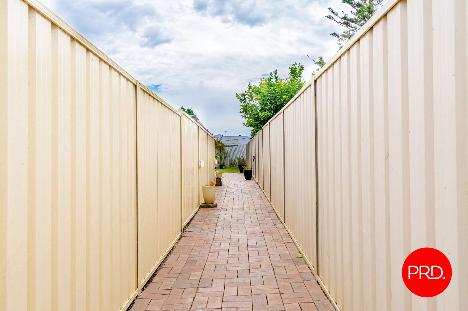 40A Currawong Street INGLEBURN 11