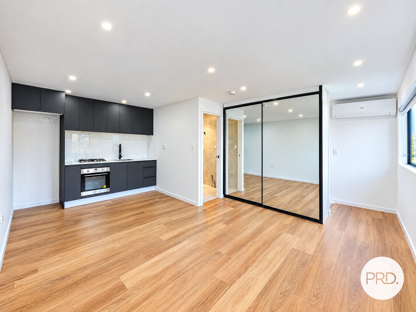40a Islington Street DENHAM COURT 1