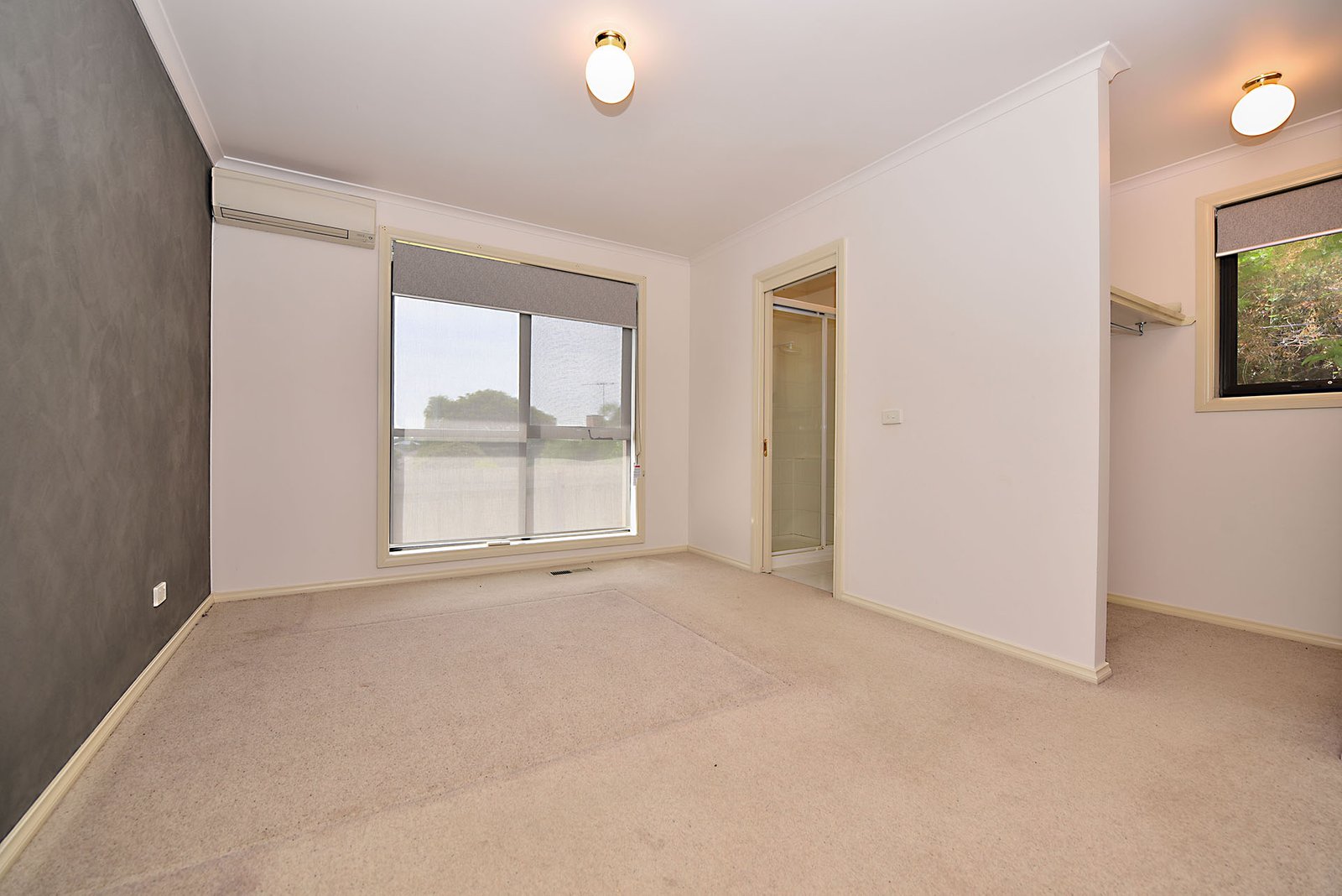 Gallery: 40A Lower Dandenong Road