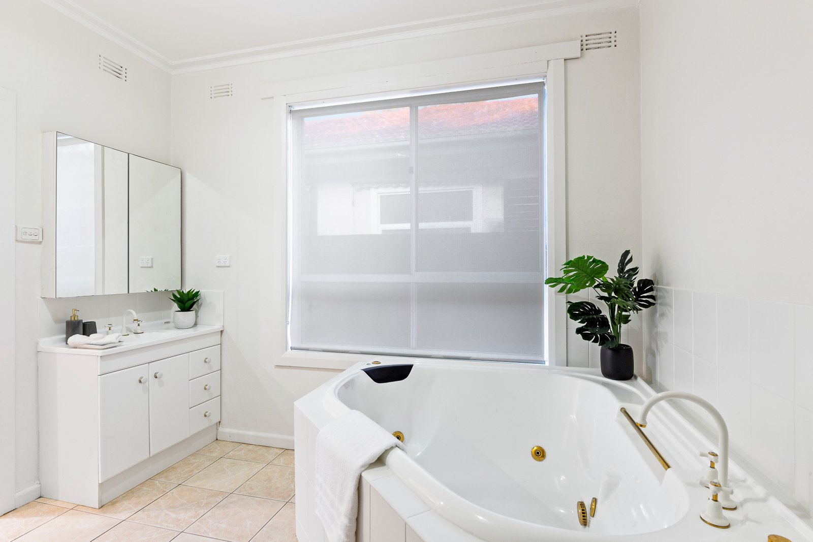 Gallery: 40A Wickham Road