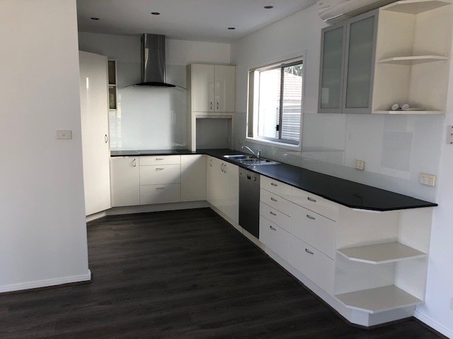 40b Boronia Dr  SALAMANDER BAY 2