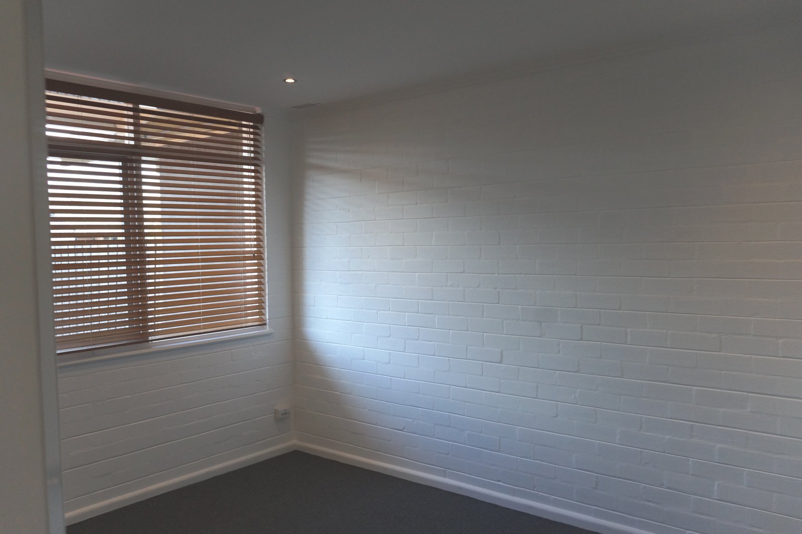Gallery: 4/1-3 Berry Avenue