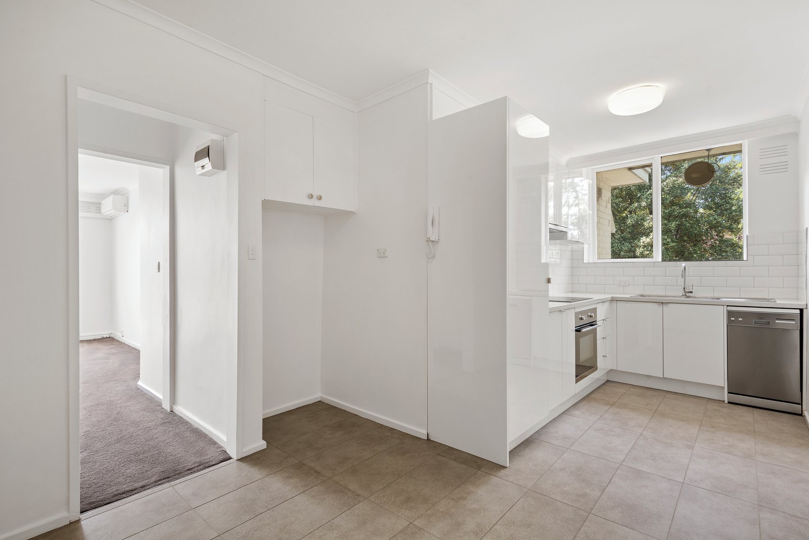 Gallery: 4/1-3 Graylings Avenue