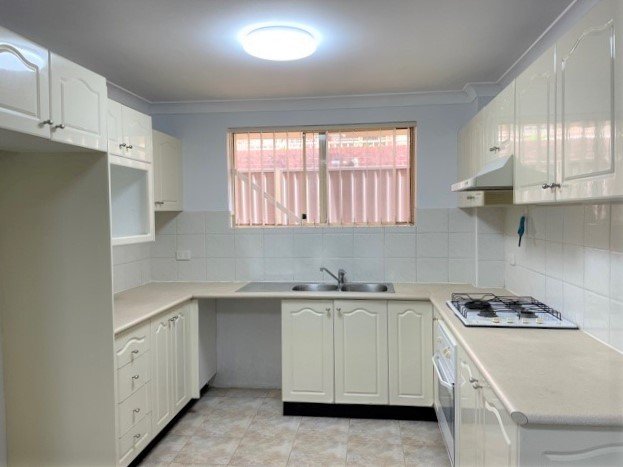 4/1-3 Percival Street PENSHURST 3