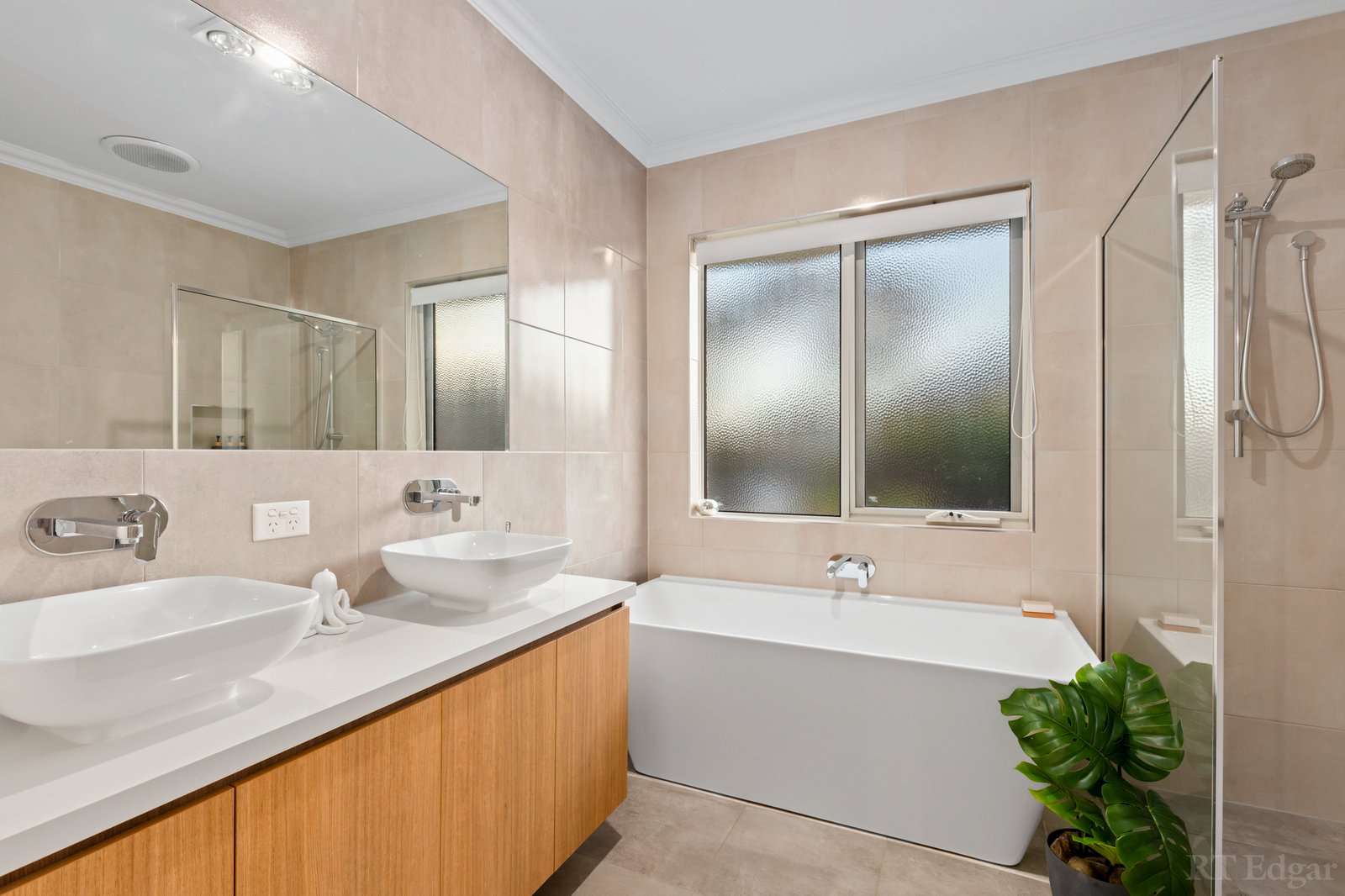 Real Estate and Property in 41-43 Currango Way, Ocean Grove, VIC