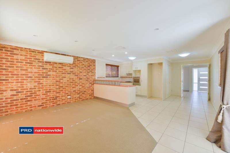 41 Amaroo Road TAMWORTH 4