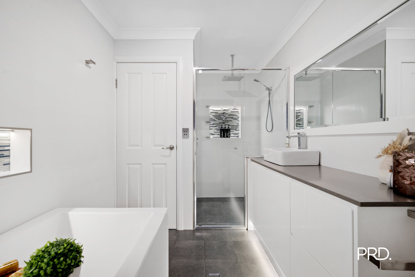 41 Andromeda Drive CRANEBROOK 10