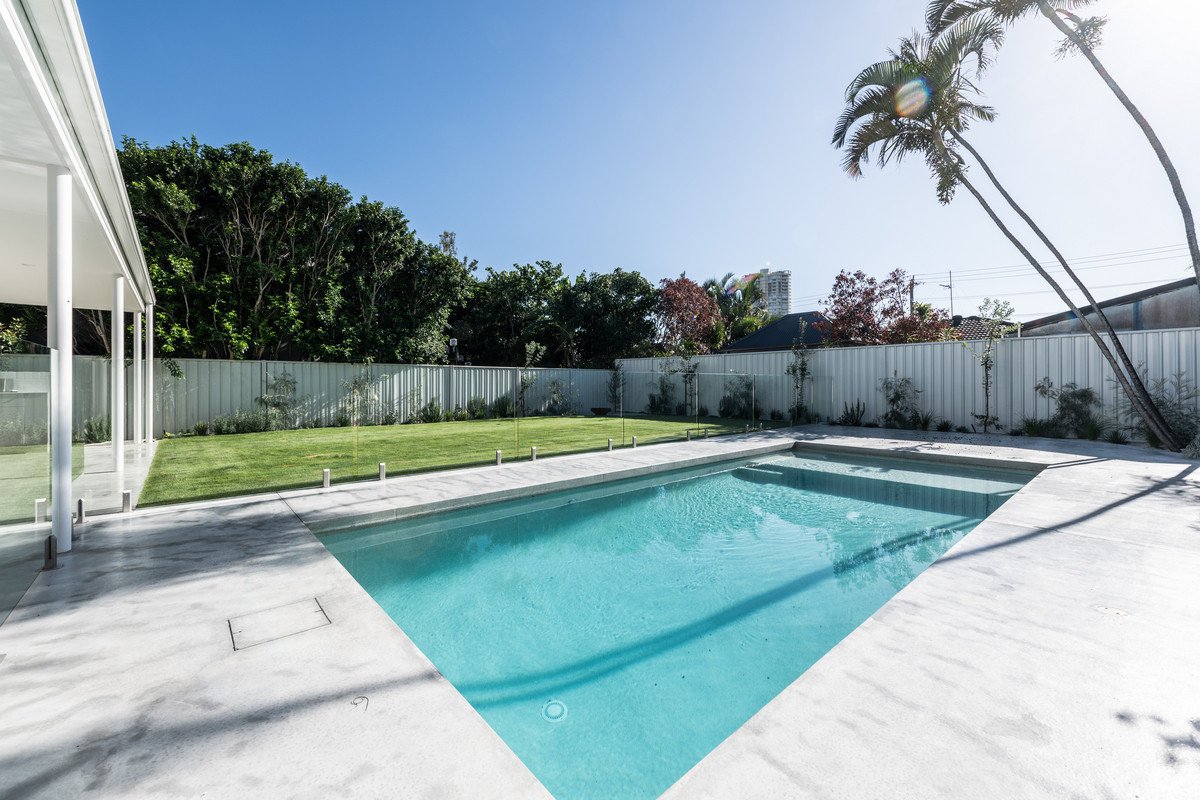 41 Aruma Avenue Burleigh Waters 25