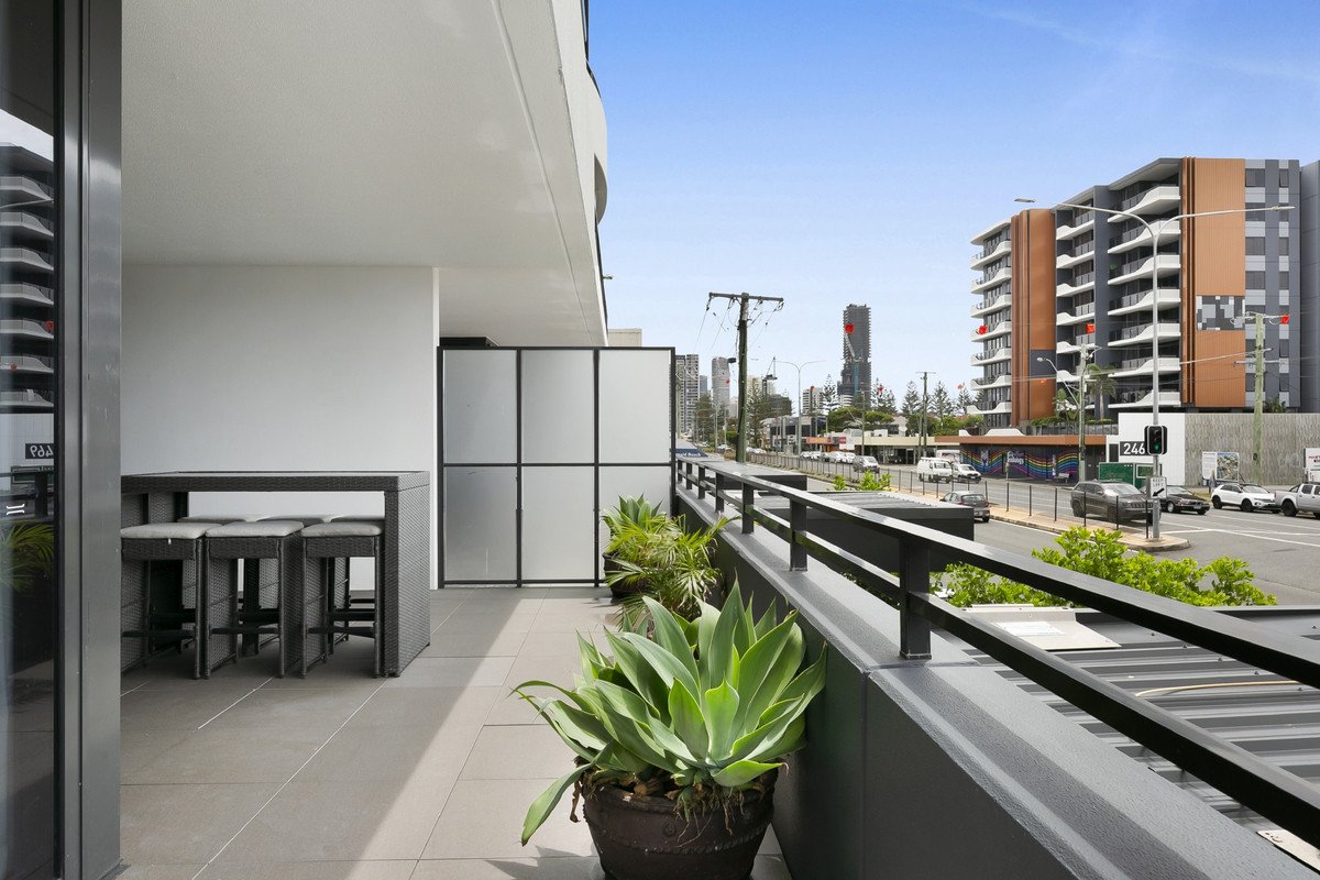 4/1 Bondi Avenue Mermaid Beach 14
