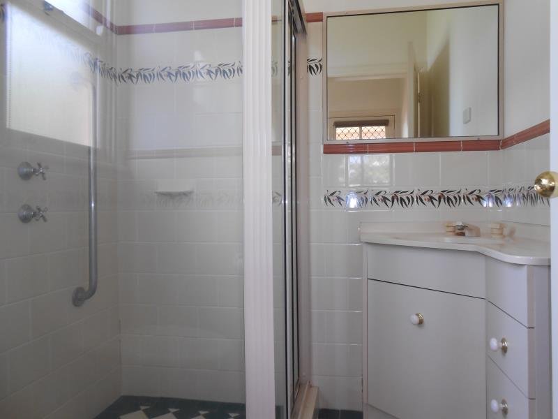41 Bourke Street TAMWORTH 4