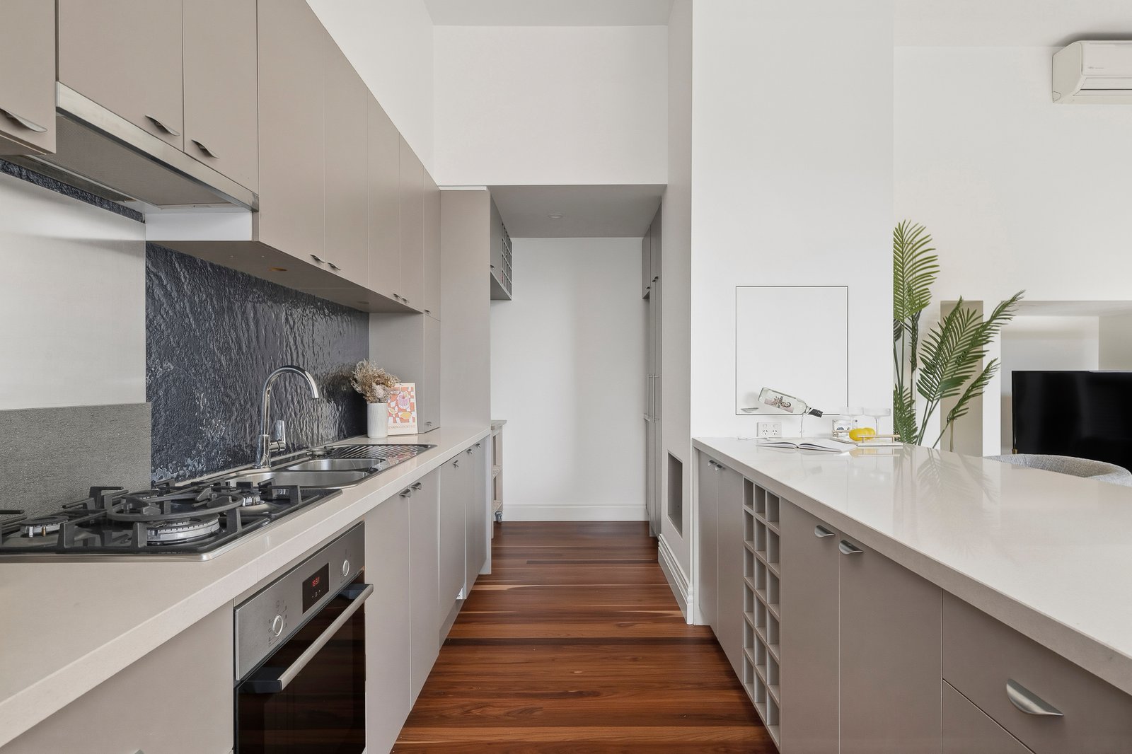 Gallery: 41 Bridge Street