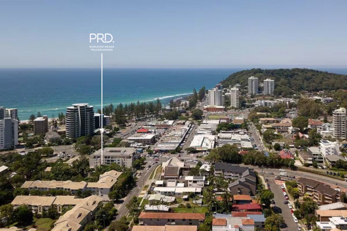 4/1 Burleigh Street BURLEIGH HEADS 1