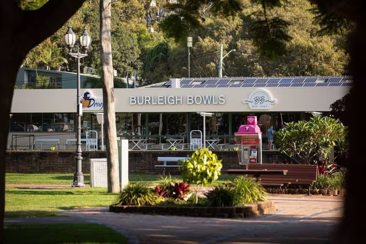 4/1 Burleigh Street BURLEIGH HEADS 16