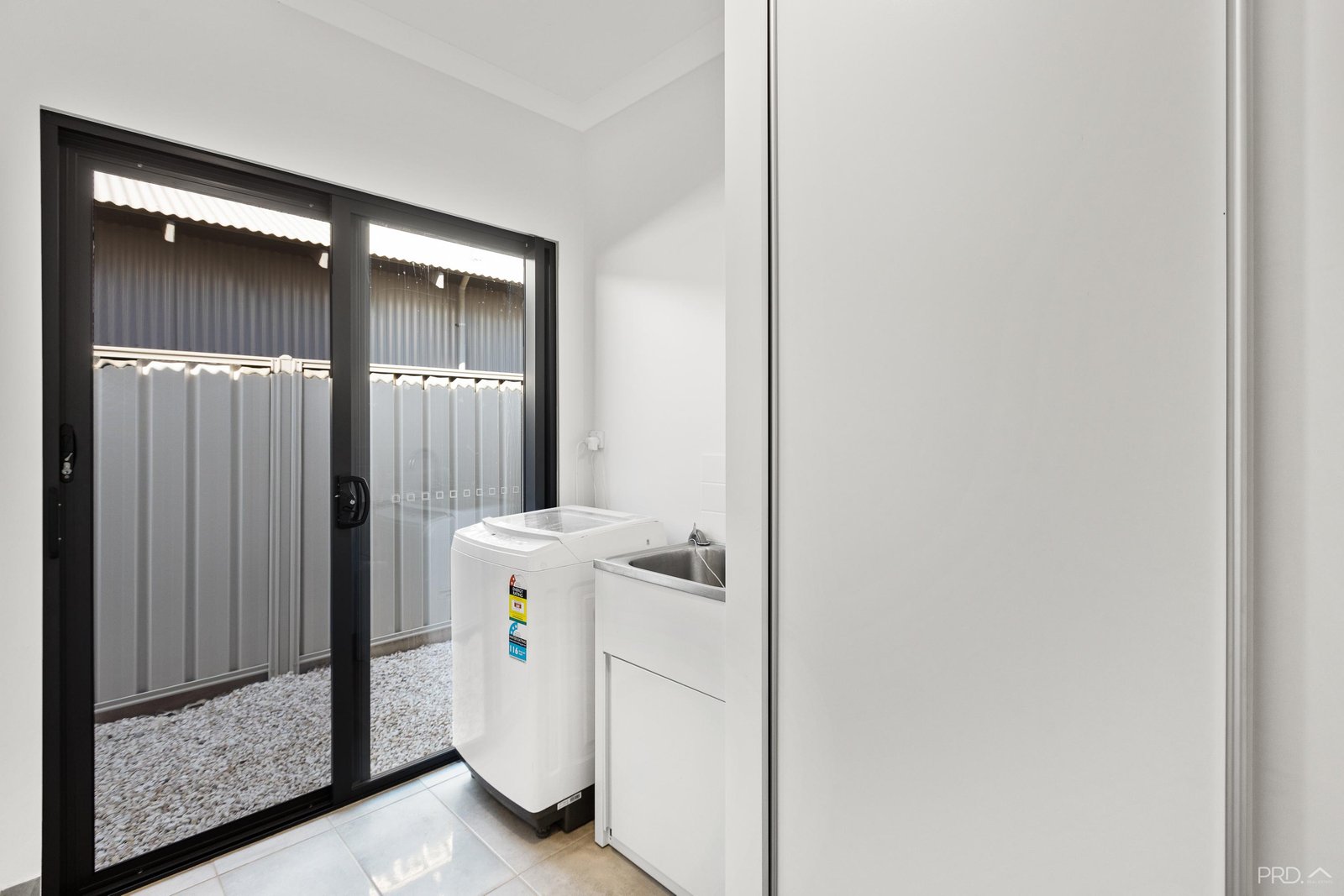 41 Cajuput Crescent DJUGUN 14