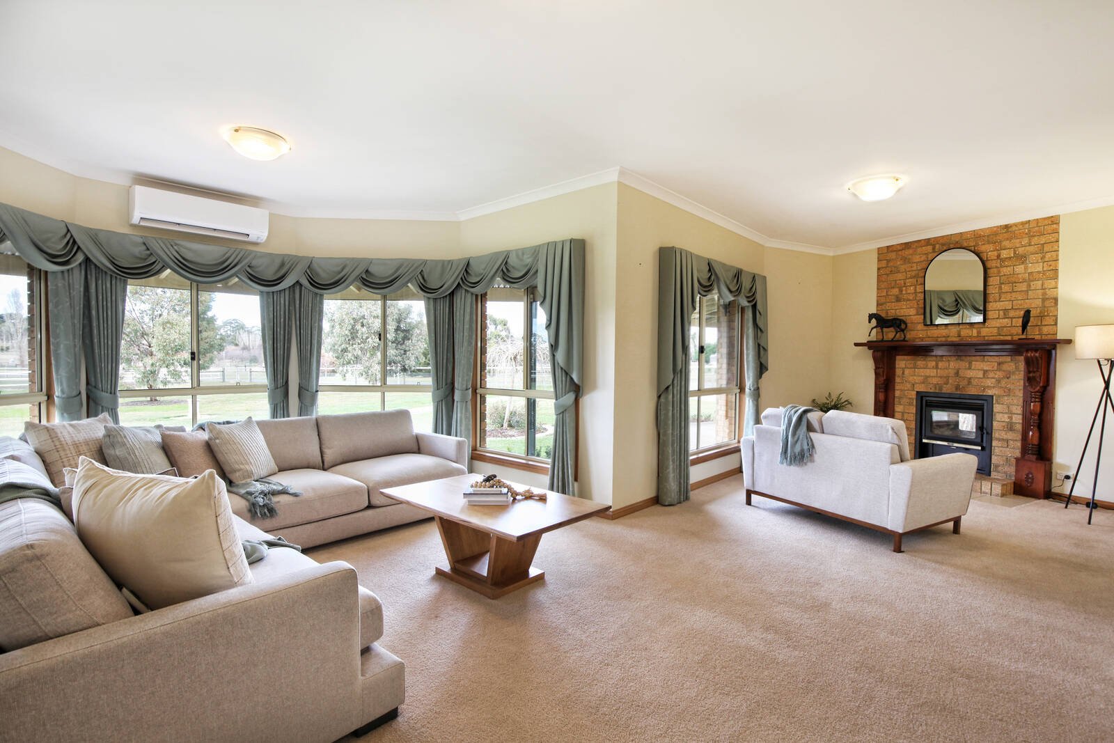 Real Estate and Property in 41 Campbells Court, Kyneton, VIC