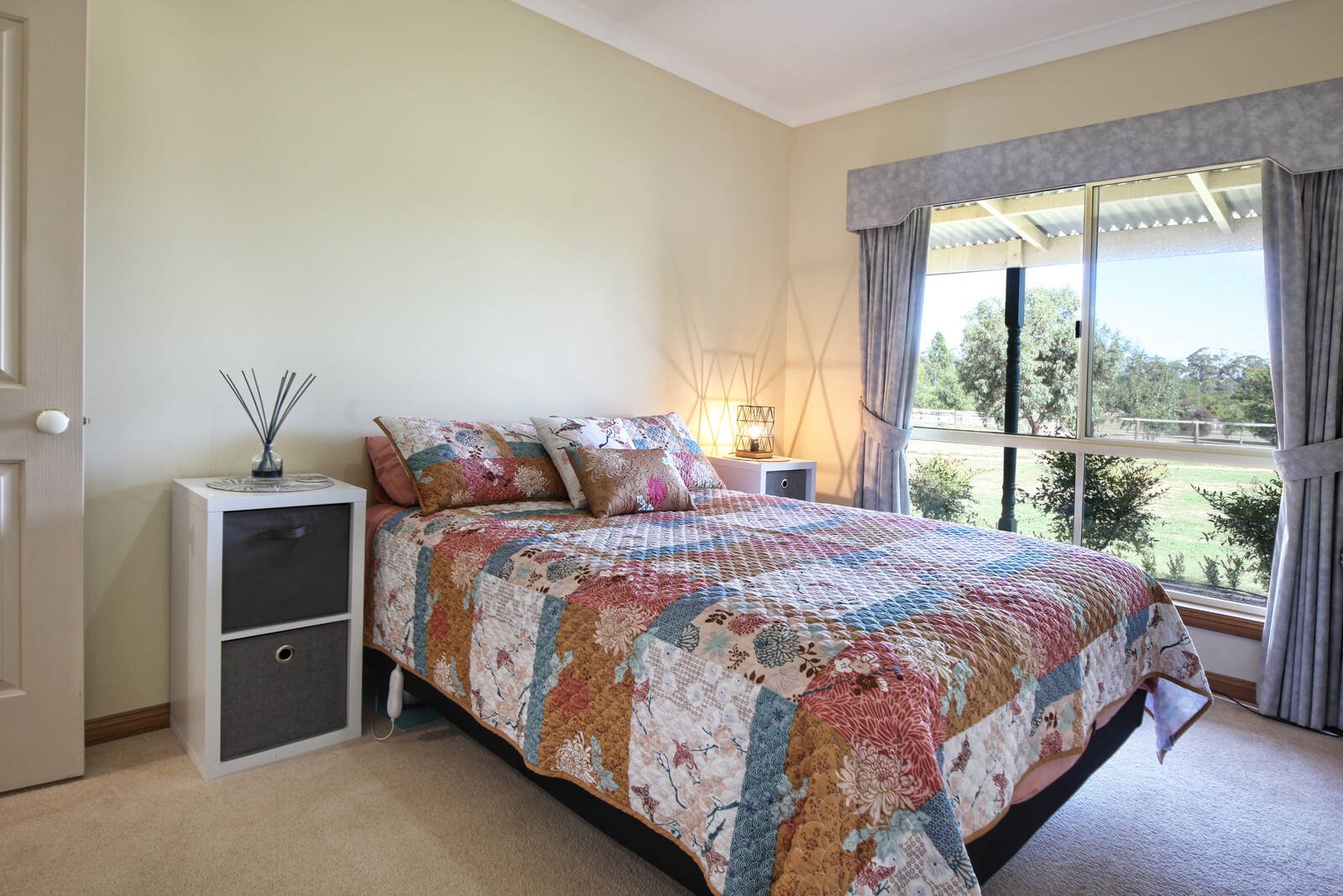 Real Estate and Property in 41 Campbells Court, Kyneton, VIC