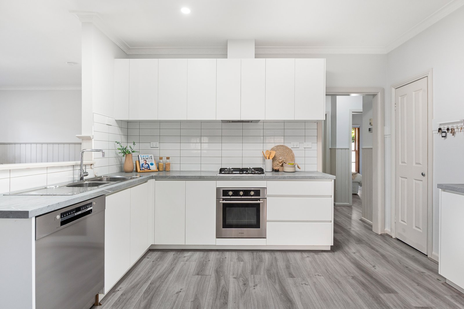 Gallery: 41 Cannes Avenue