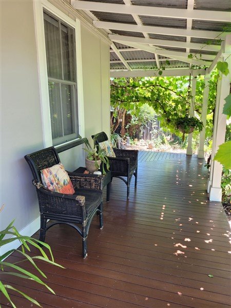 41 Capper Street TUMUT 12