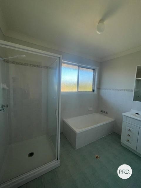 41 Clarance Drive NEW AUCKLAND 16