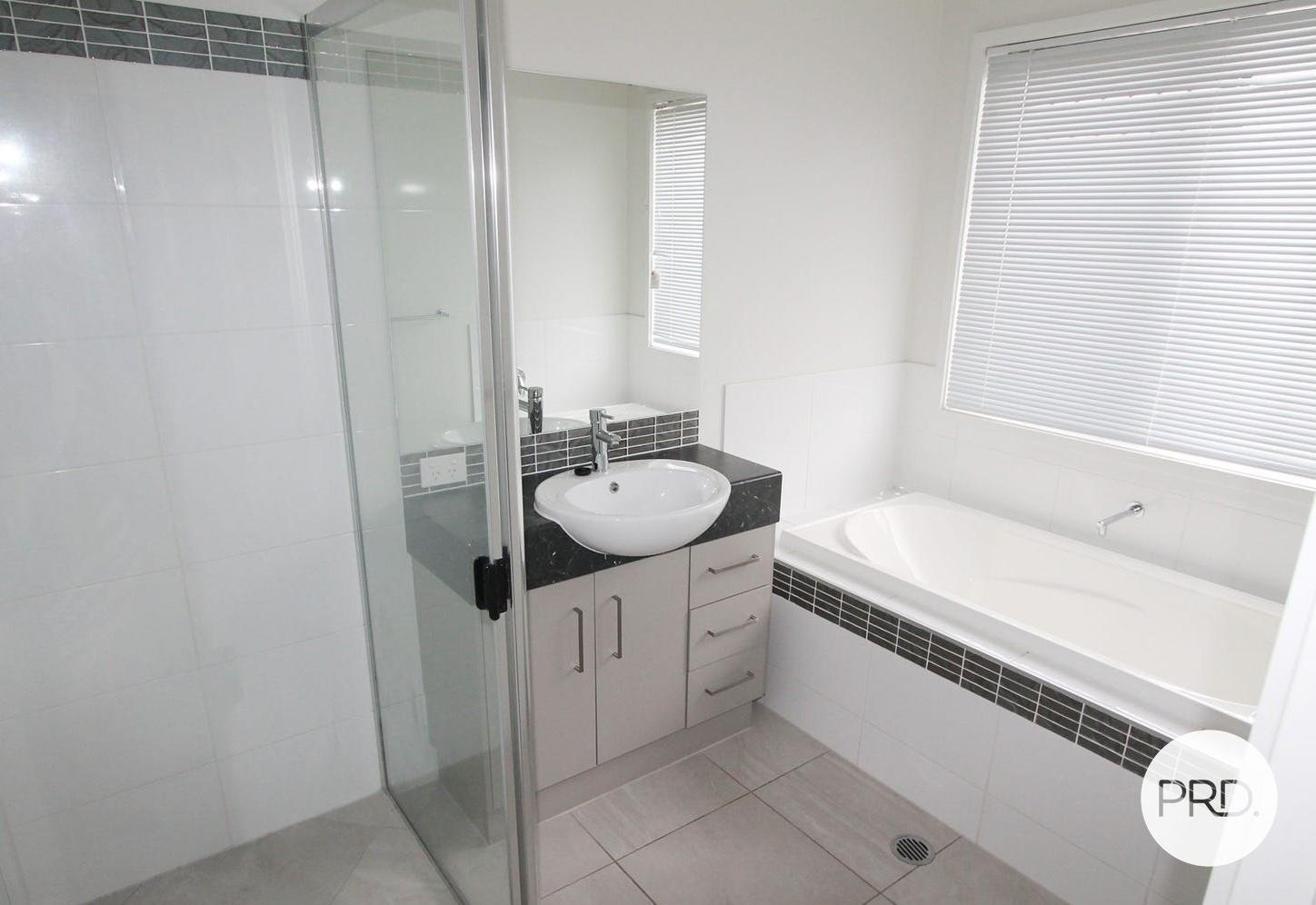 41 Clover Crescent BOYNE ISLAND 6