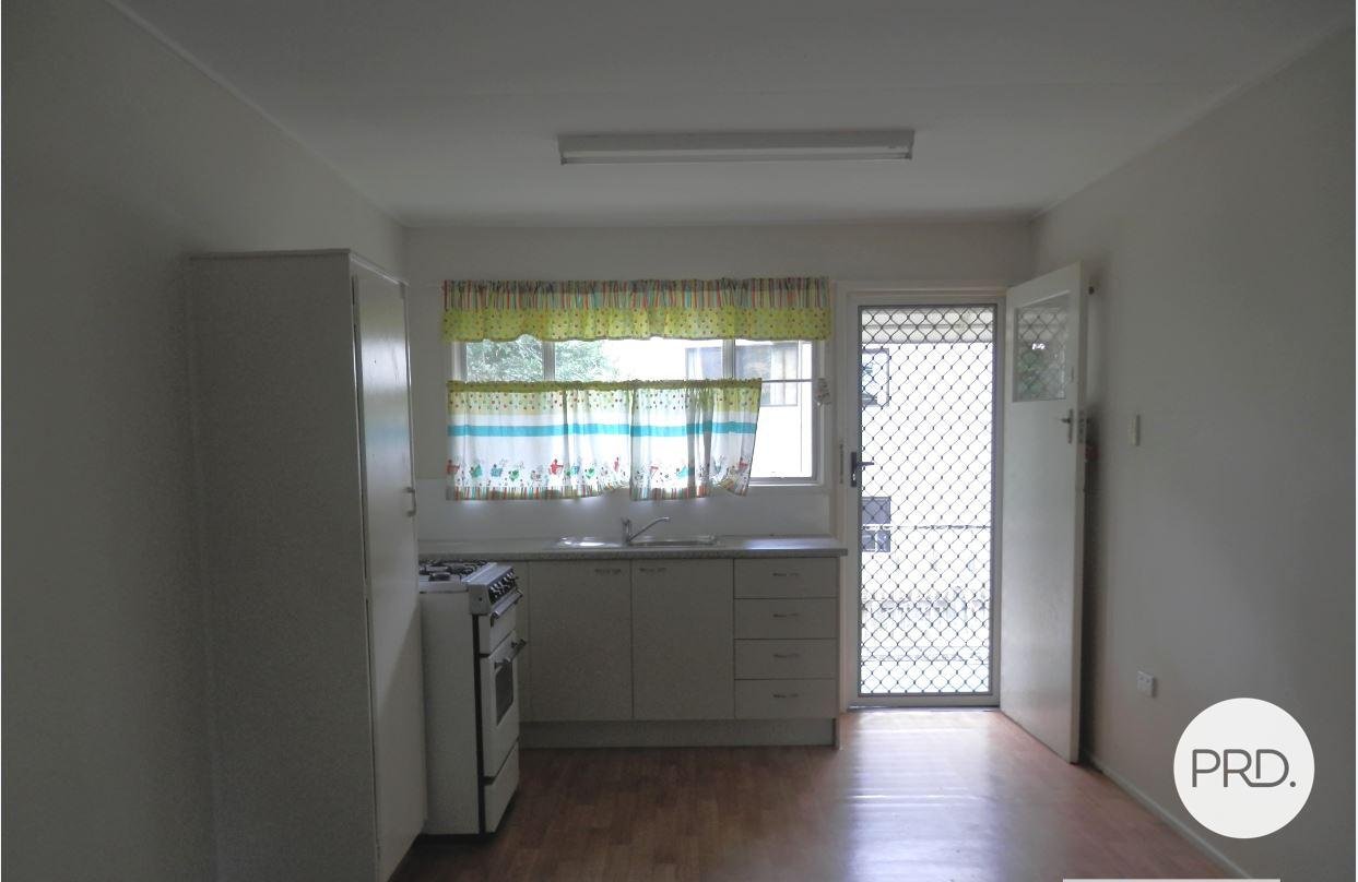 4/1 Collins Street NUNDAH 2