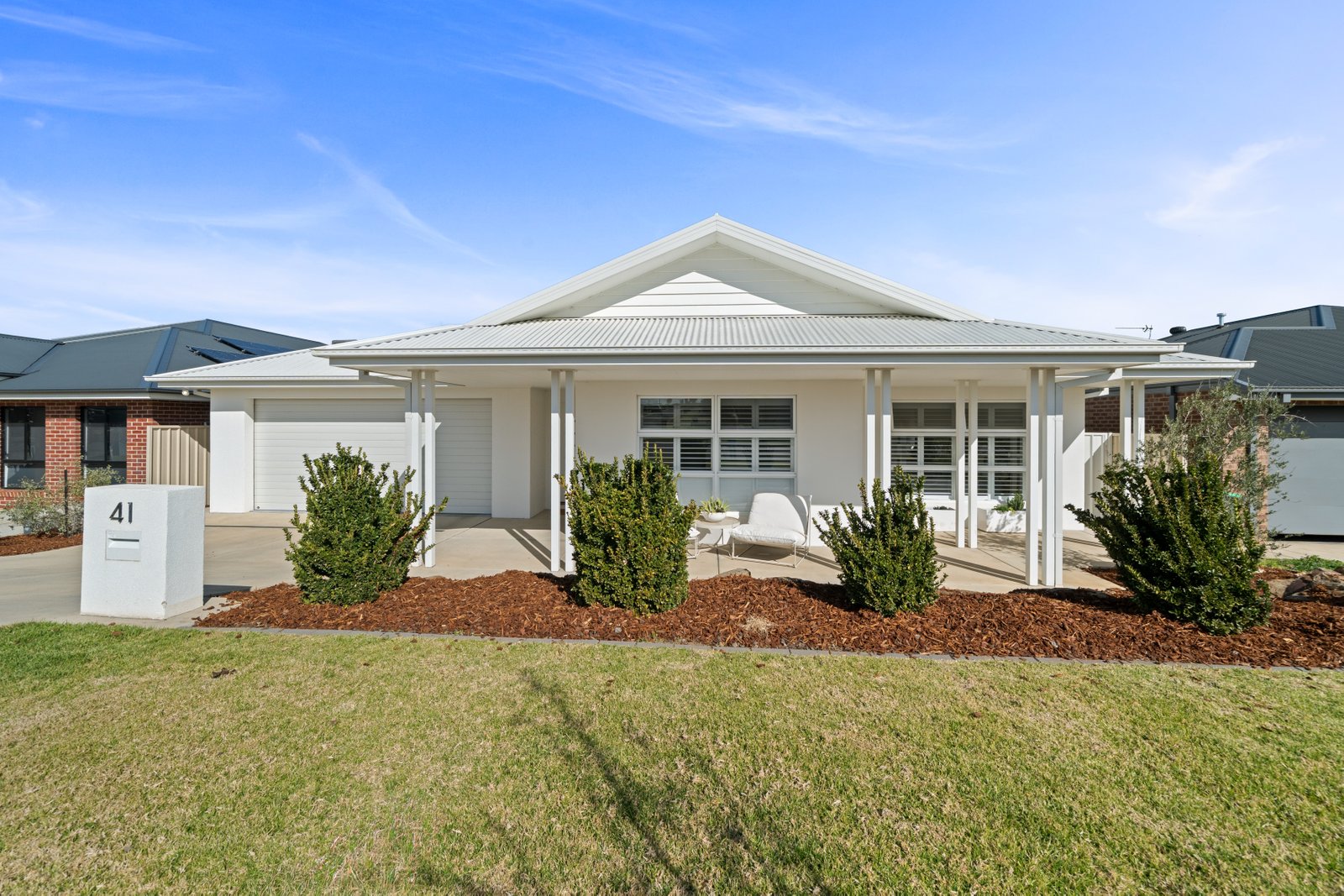 41 Cootamundra Boulevard GOBBAGOMBALIN 1