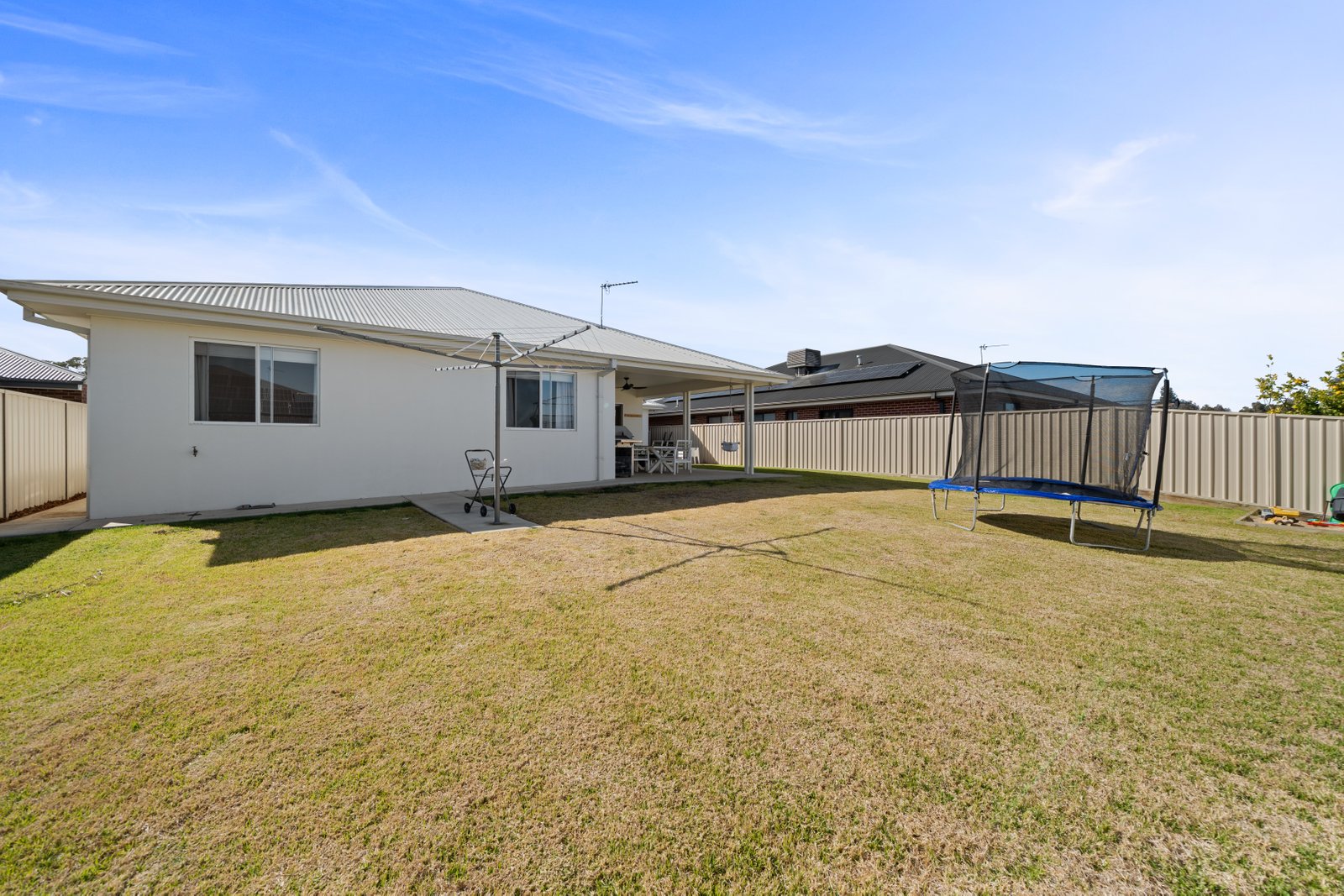 41 Cootamundra Boulevard GOBBAGOMBALIN 24