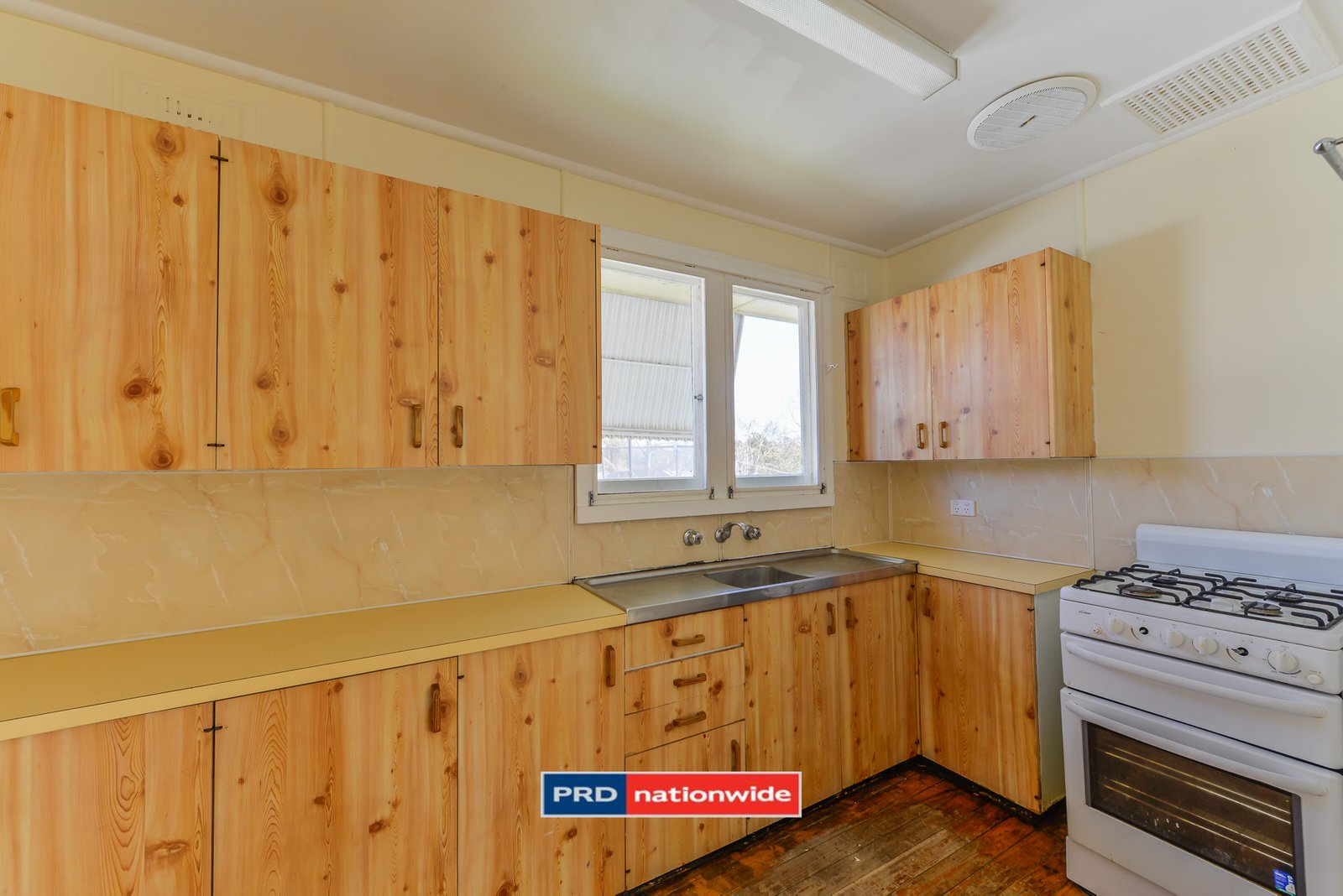 41 Cossa Street TAMWORTH 8