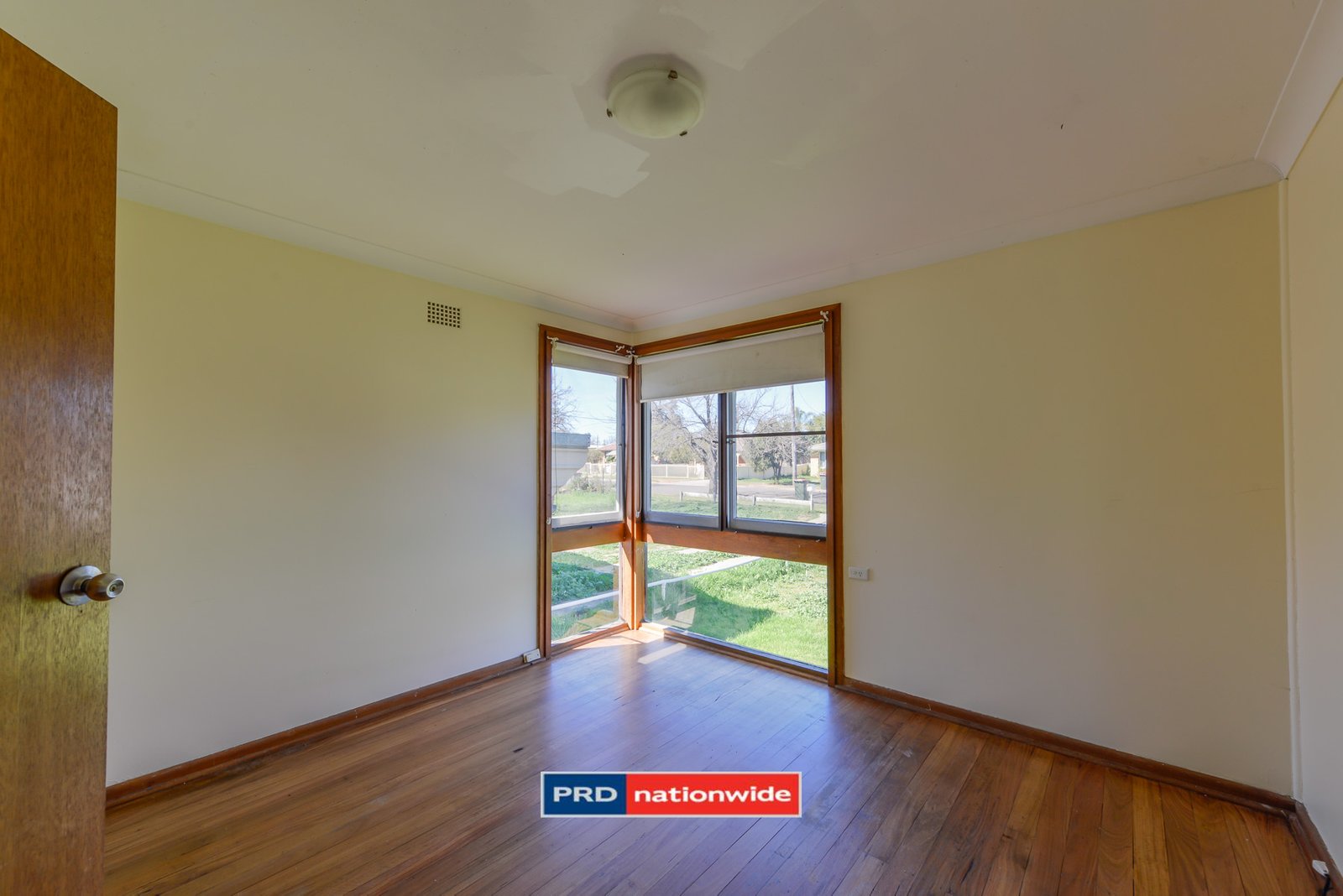 41 Cossa Street TAMWORTH 10